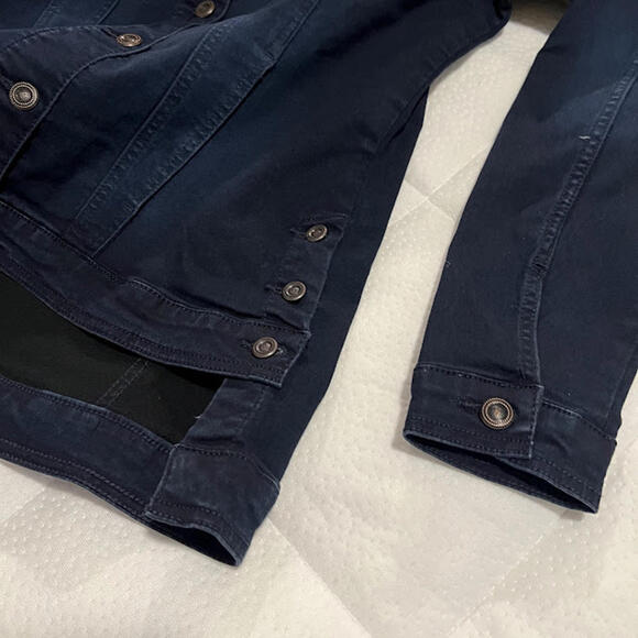 DG2 by Diane Gilman / Dark Wash Denim Jacket / Small - Picture 3 of 4